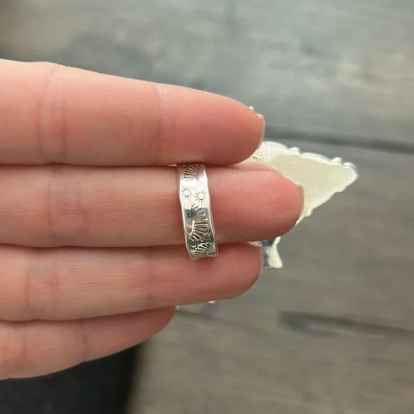 Sterling Turquoise and Pink Statement Ring - Picture 5 of 5